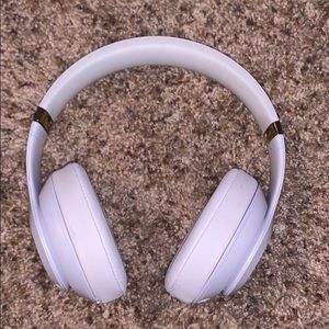 Beats Studio 3s Wireless